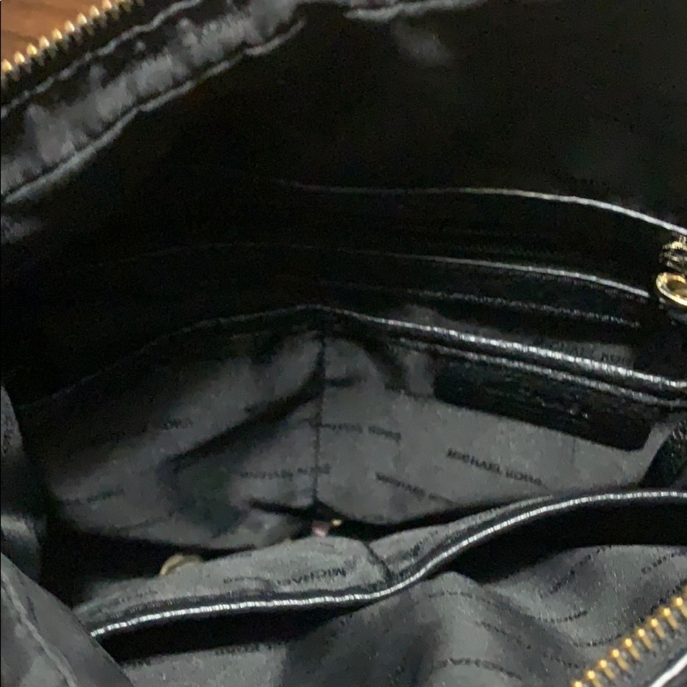 Authentic Michael Kors Purse - image 4